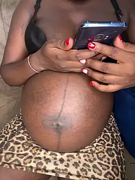 bignipple254 online show from March 8, 7:40 pm