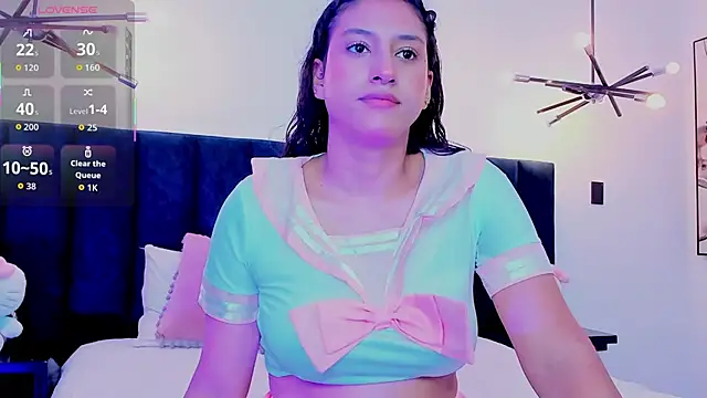 niia7 online show from October 26, 8:04 pm