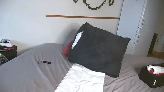 Violett3333 online show from October 25, 4:25 pm