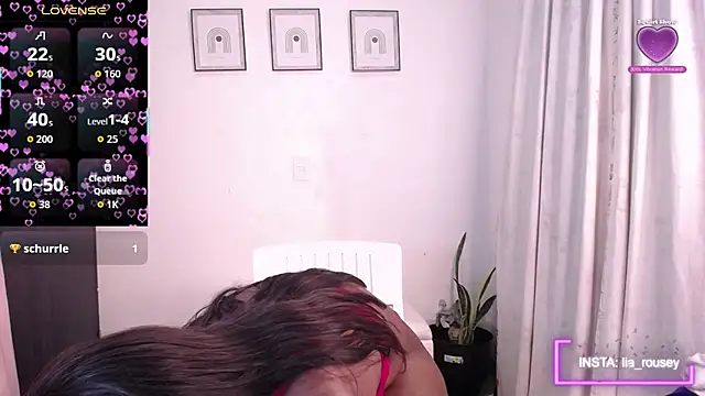 Snapshot of lia_rouseyy chatting on September 28, 2:51 am lia rouseyy online show from September 28, 2:51 am