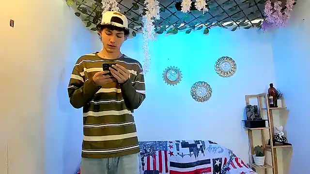 Bastian boyshot77 online show from November 17, 2:29 pm