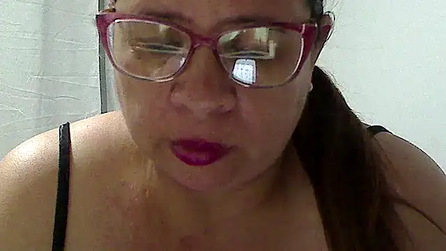 luciana69hot online show from March 20, 2:38 am