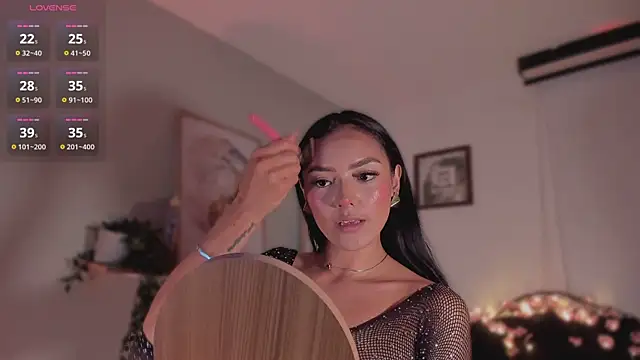 im-isabella online show from April 6, 11:17 pm