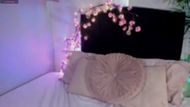 im-isabella online show from February 10, 9:29 pm