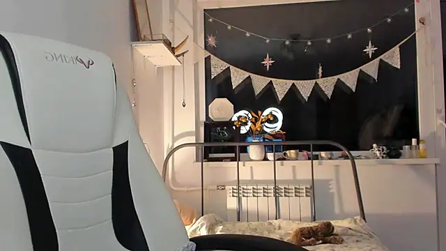 Snapshot of _CuteAsFuck_ chatting on October 29, 2:31 pm  CuteAsFuck  online show from October 29, 2:31 pm