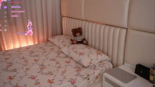 LiaGotti online show from February 14, 8:11 pm