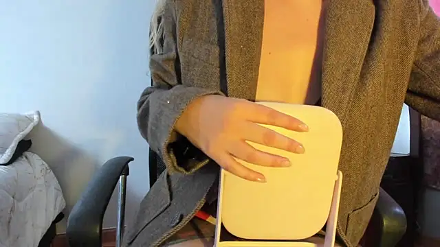 Pamela Squirtt online show from February 5, 1:03 pm