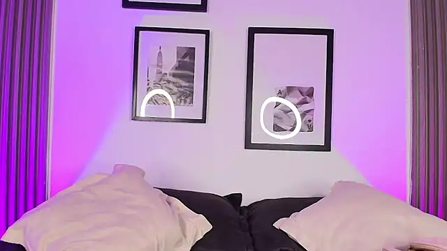 ashlycarteer online show from April 18, 2:03 am