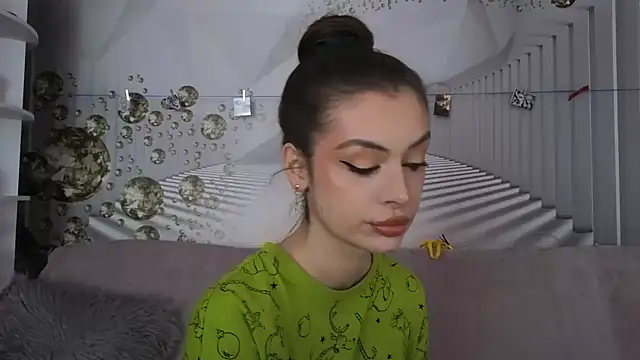 EvoletteLouLou online show from November 28, 5:16 pm