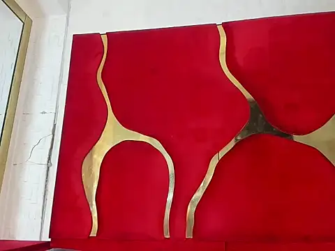 chaniesmith69x online show from December 14, 4:40 am