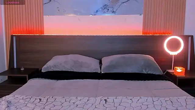 samanthaa moon online show from June 2, 11:28 pm