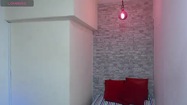 Stephany Rodriguez online show from September 17, 12:25 pm