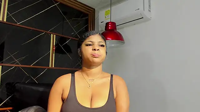 HannyThompson online show from February 24, 12:37 pm