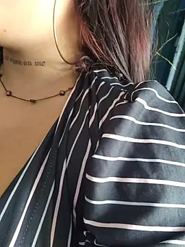 Yessica Lopezz online show from April 1, 1:41 pm