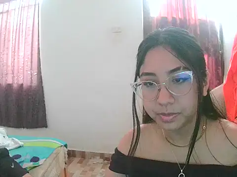 Snapshot of honeysweet111 chatting on September 26, 8:50 pm honeysweet111 online show from September 26, 8:50 pm