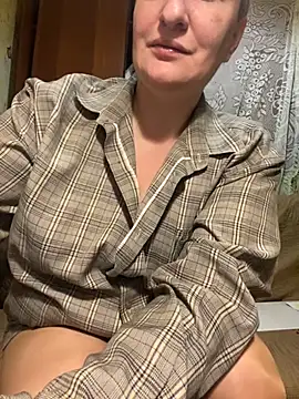 Snapshot of FetishIris chatting on September 26, 3:15 am FetishIris online show from September 26, 3:15 am