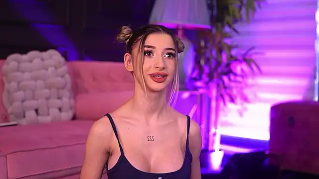 OdetteMason online show from March 10, 6:06 am