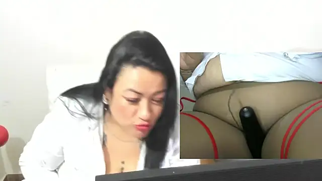 Clunita online show from April 11, 3:23 am