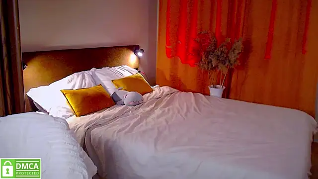 Snapshot of elza_rose chatting on October 12, 5:48 pm elza rose online show from October 12, 5:48 pm