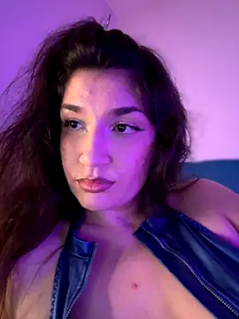 ScarletBloom  online show from November 5, 4:12 pm