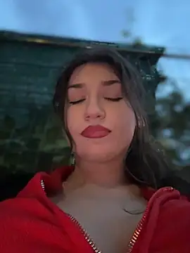ScarletBloom  online show from June 1, 6:09 pm