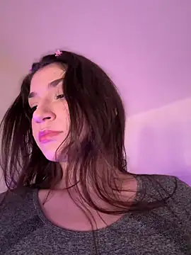 ScarletBloom  online show from February 8, 4:55 pm