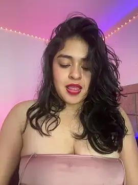 EmilyNoir1 online show from February 8, 12:58 am