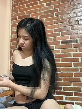 ashleyy20 online show from July 23, 8:17 pm