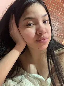 ashleyy20 online show from July 27, 4:37 pm