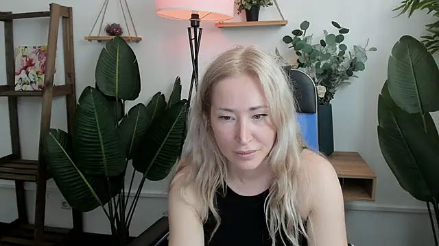 AstraMonroe online show from June 14, 11:21 am
