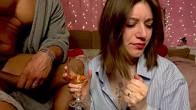 Marinaxmonroe online show from March 18, 6:57 pm