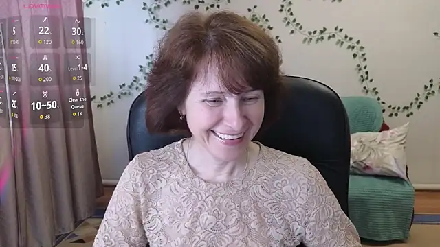 Lia Tito online show from April 2, 8:12 am