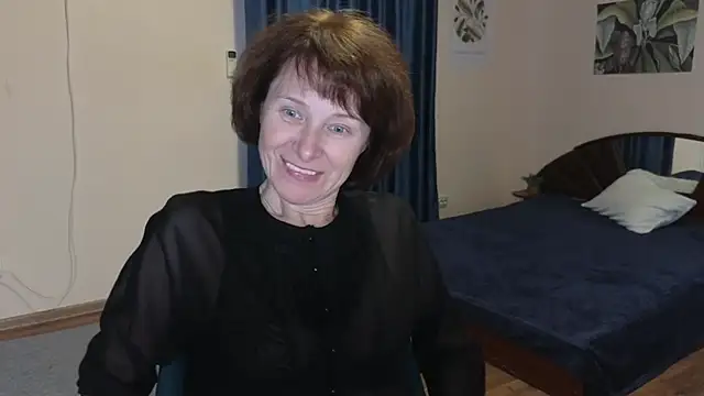 Lia Tito online show from November 4, 12:43 pm