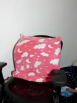 Ivy horse  online show from March 2, 1:49 am