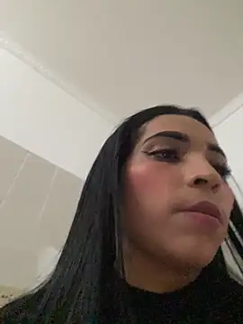 Rosa 25x online show from May 27, 1:08 pm