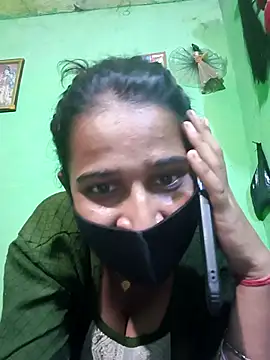 Snapshot of PIHU999 chatting on September 18, 6:01 am PIHU999 online show from September 18, 6:01 am