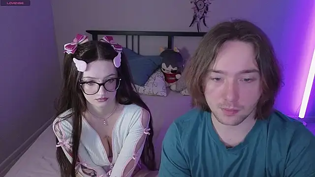 ellen and danny online show from February 2, 5:23 pm