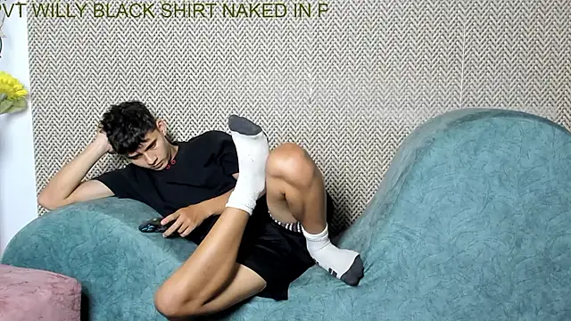 willy sexxx18 online show from November 6, 8:15 pm