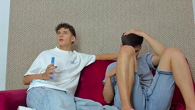 willy sexxx18 online show from February 21, 7:58 pm