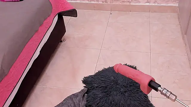 SASHA BROWNIE   online show from November 30, 8:13 pm