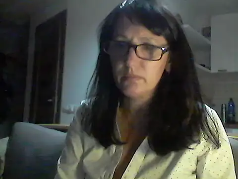 Snapshot of Elena48324 chatting on October 13, 5:37 pm Elena48324 online show from October 13, 5:37 pm