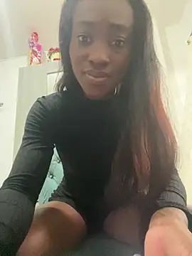 Skylar Smith  online show from April 17, 11:45 am