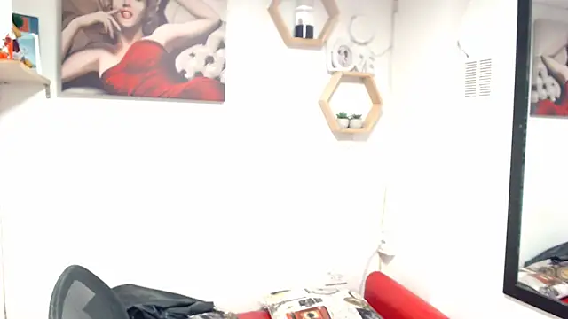 DIVAX MONSERRAT online show from February 14, 5:37 pm