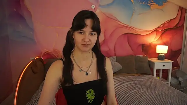 Snapshot of BerryDiva chatting on October 13, 8:00 pm BerryDiva online show from October 13, 8:00 pm