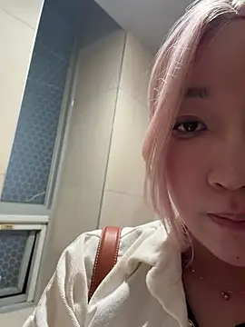 winter11 online show from October 6, 3:40 pm