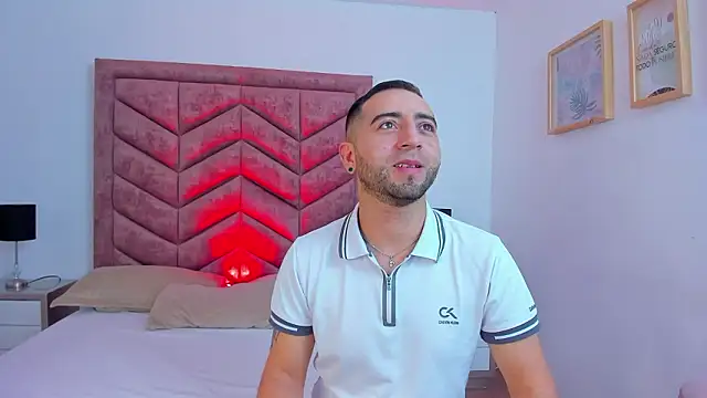 Lushian  online show from February 11, 3:35 pm