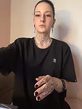 Seductively4 20 online show from April 18, 12:18 pm