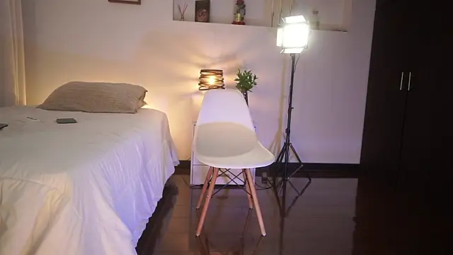 ximena cortez 03 online show from March 5, 11:11 pm