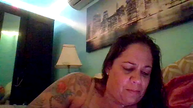 PrettyKittyMia online show from September 27, 5:03 am