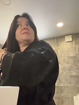 Liza Will online show from October 7, 7:13 am